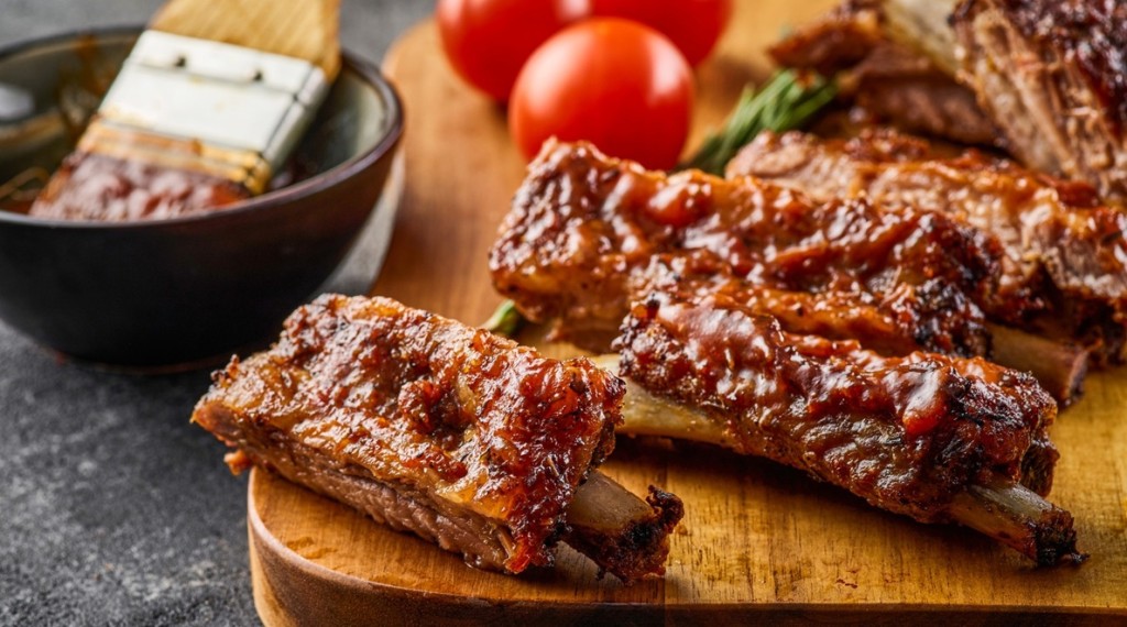 Pechito de cerdo a la barbacoa: la receta que convierte cualquier comida en un fest&iacute;n