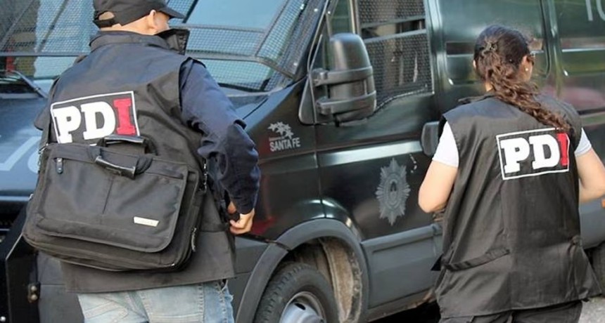 Rosario bajo conmoci&oacute;n: una joven de 18 a&ntilde;os fue acribillada en el patio de su casa