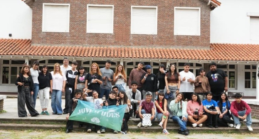 Estudiantes recorrieron sitios clave del horror de la dictadura y construyen memoria en Echeverr&iacute;a