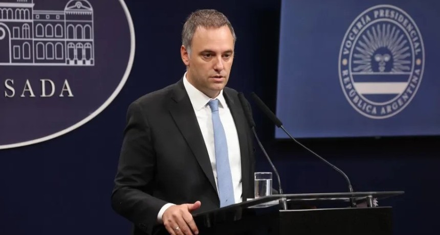 Esc&aacute;ndalo y tensi&oacute;n pol&iacute;tica: el PRO, la UCR y la CC apuntaron contra Adorni por su conferencia