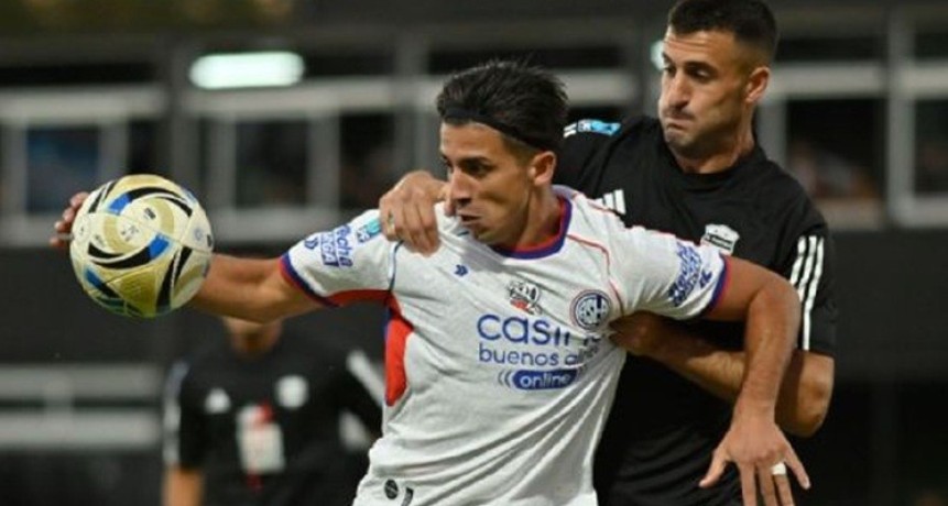 San Lorenzo no pudo con Riestra en el debut de &Aacute;lvarez y sigue afuera de la clasificaci&oacute;n