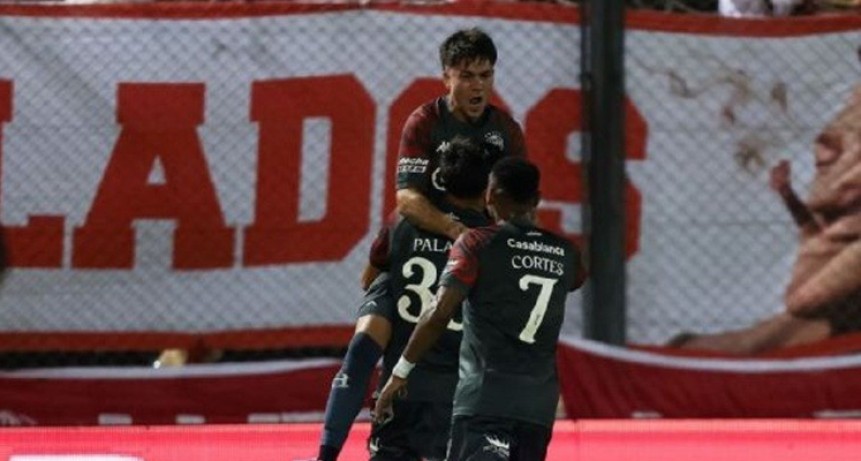 Hurac&aacute;n gan&oacute; sobre la hora y avanz&oacute;: debut goleador y clasificaci&oacute;n en la Copa Argentina