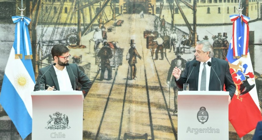 Los presidentes Fernández y Boric reivindicaron la unidad de Latinoamérica y la hermandad entre Chile y Argentina