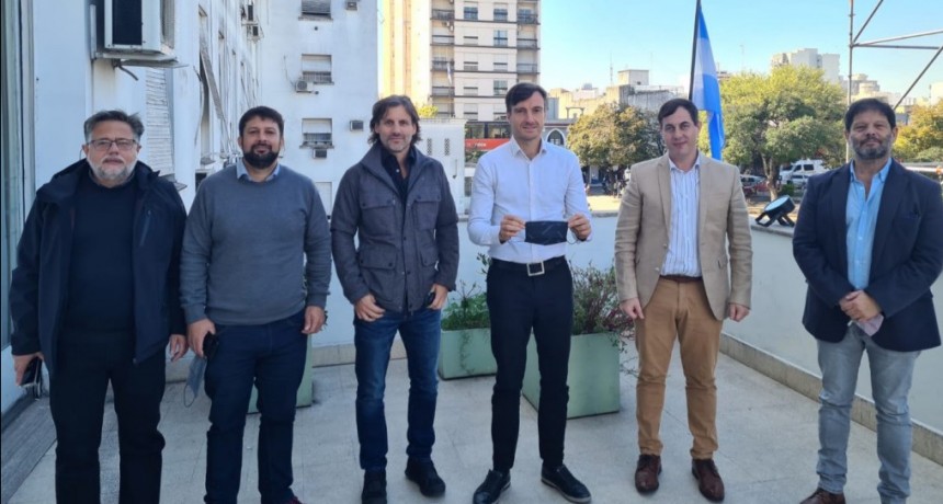 Se instalará en Morón la empresa textil que produce los barbijos Atom Protect