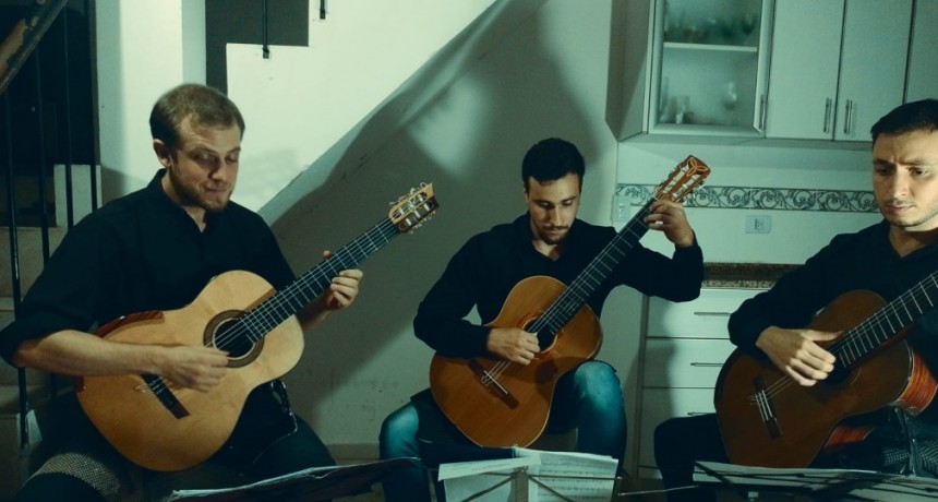 Concierto de guitarras. De a tres es mejor