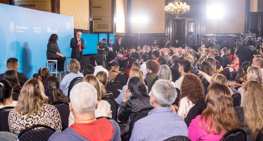 En el acto por el 20° aniversario del Registro Nacional de Donantes de Células Progenitoras Hematopoyéticas, Vizzotti destacó que en 2022 se superó la marca histórica de donantes argentinos de médula ósea