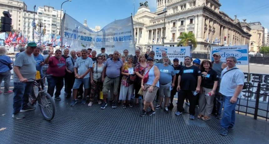 Trabajadores de las empresas privatizadas en la década de los 90: Radio abierta y convocatoria al Congreso Nacional