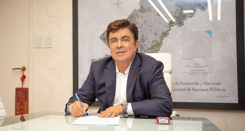 Fernando Espinoza otorgó un aumento del 70% a las y los trabajadores municipales de La Matanza