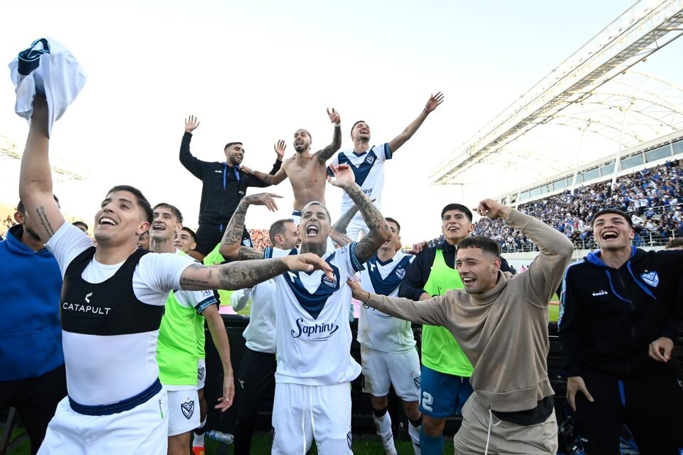 Vélez es finalista de la Copa de la Liga