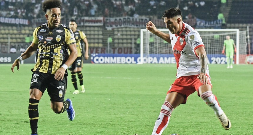 River derrota a Deportivo Táchira en el comienzo de la Copa Libertadores