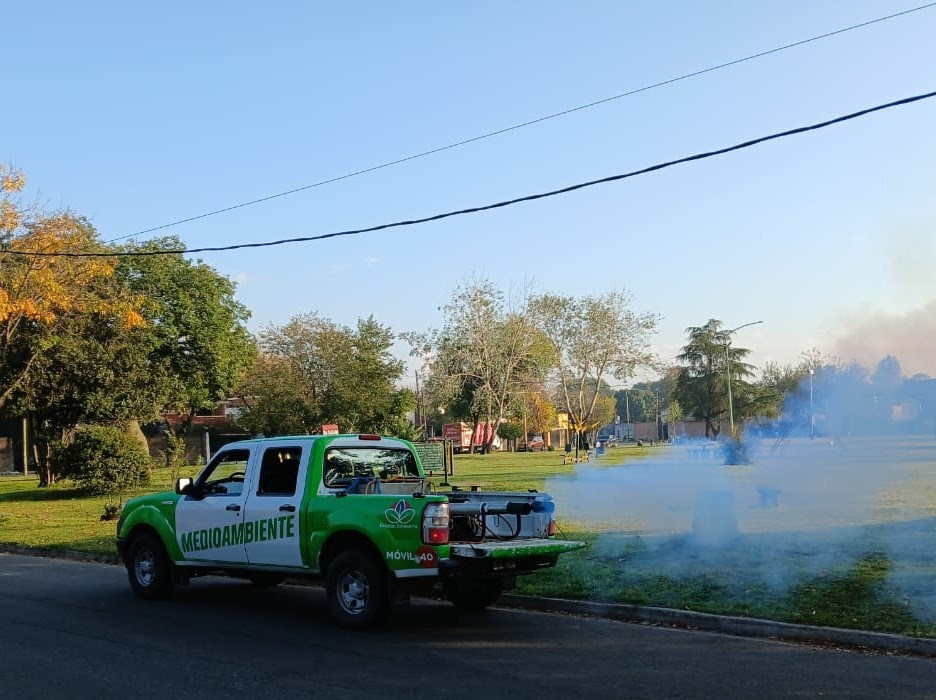 Refuerzan los operativos de fumigación en Esteban Echeverría para combatir el dengue
