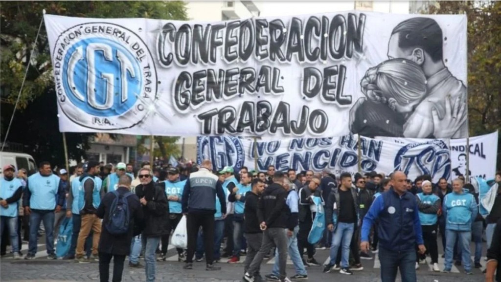 La CGT marcha por el Día del Trabajador y denuncia el “grave ajuste” del Gobierno de Milei