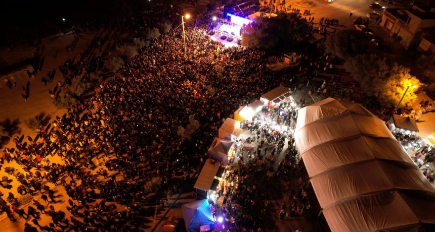 Vivir la Semana Santa entre olas y arena: el encanto de Tres Arroyos