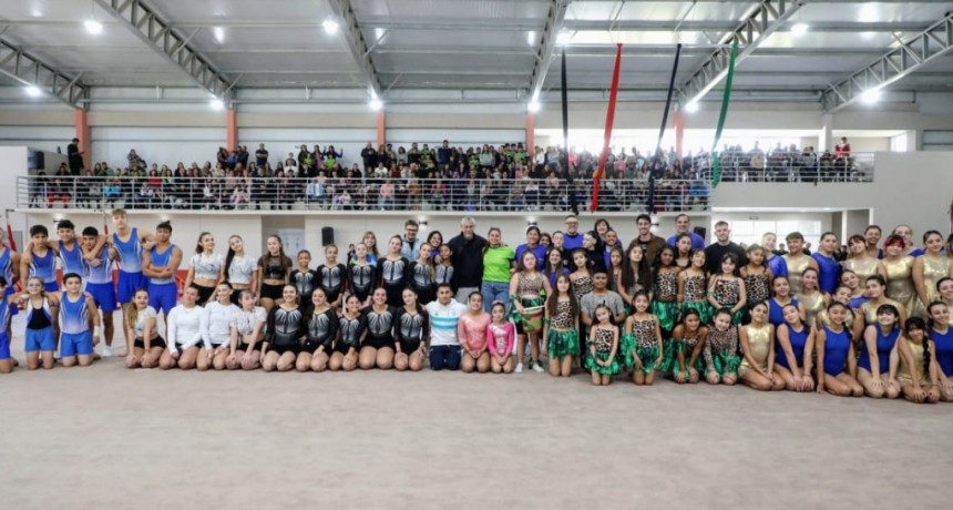 Ferraresi inauguró el Centro de Gimnasia Artística en el Polideportivo Néstor Kirchner
