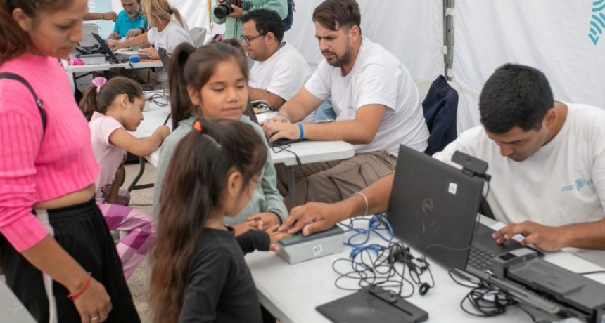 Servicios gratuitos y gestión cerca de casa: "Municipio en tu Barrio" llega a González Catán y Rafael Castillo