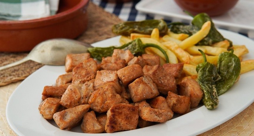 El raxo gallego: el plato tradicional que conquista con su sencillez y sabor