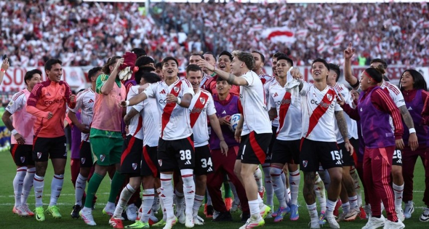River festejó a lo grande: venció a Boca 2-1 en un Superclásico vibrante