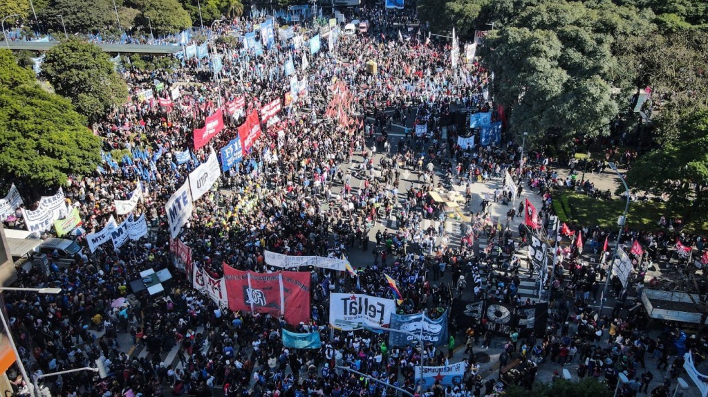Protesta nacional: organizaciones sociales realizan cortes en todo el pa&iacute;s