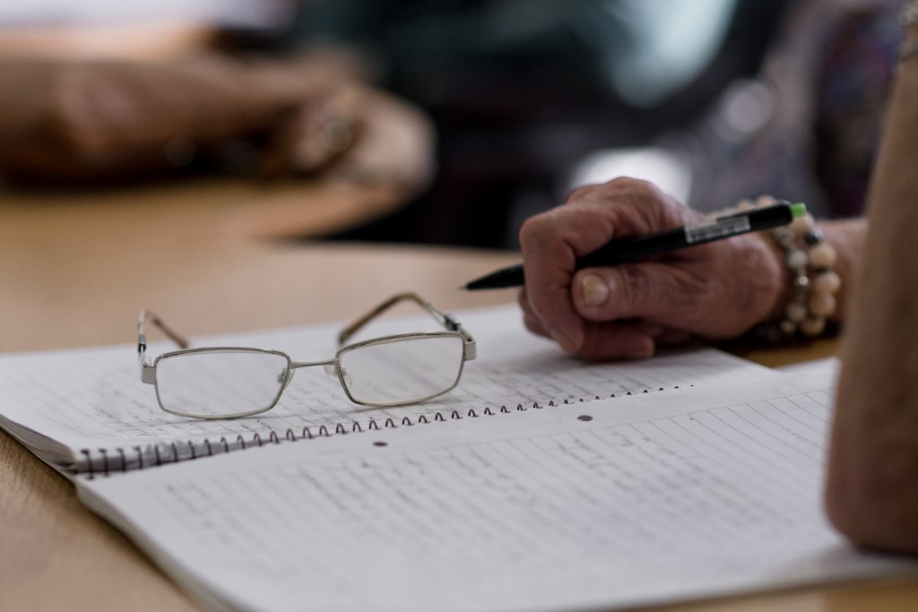 La UNaB abre la inscripci&oacute;n a su Programa para Adultos Mayores: cursos de tecnolog&iacute;a, idiomas y arte