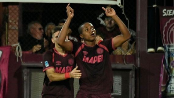 Lan&uacute;s lo gan&oacute; en la &uacute;ltima y desat&oacute; la locura en el Cl&aacute;sico del Sur