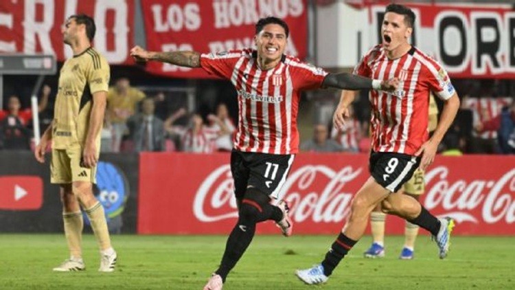 Primera victoria: Estudiantes gan&oacute; en la Libertadores pero dej&oacute; dudas