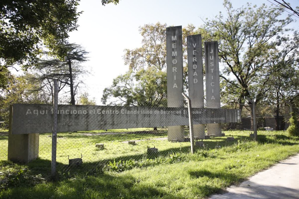 La memoria prevalece en La Matanza con recorridos guiados por el ex CCDTyE El Vesubio