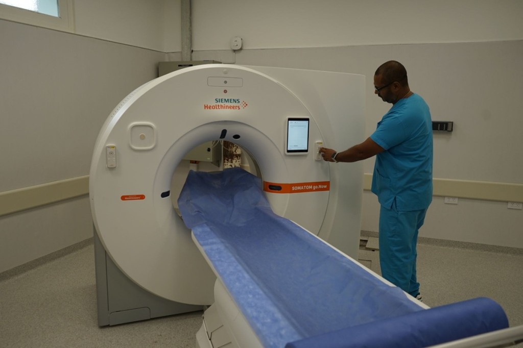 Nuevo tom&oacute;grafo en el Mu&ntilde;iz: c&oacute;mo impacta la tecnolog&iacute;a que promete diagn&oacute;sticos m&aacute;s r&aacute;pidos y precisos