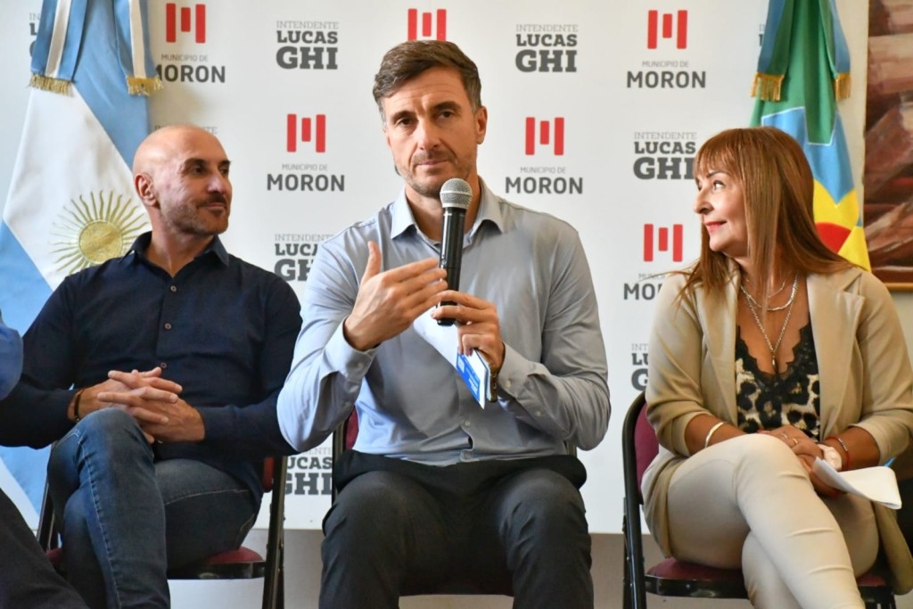 Reuni&oacute;n clave en Mor&oacute;n por conflictos en escuelas: buscan frenar amenazas y reforzar la prevenci&oacute;n