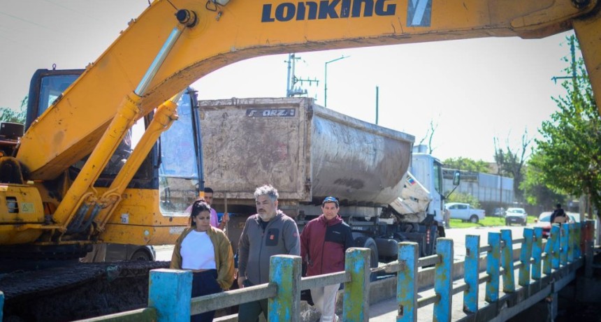 Quilmes: Mieri recorri&oacute; zonas afectadas y coordina tareas tras lluvias r&eacute;cord