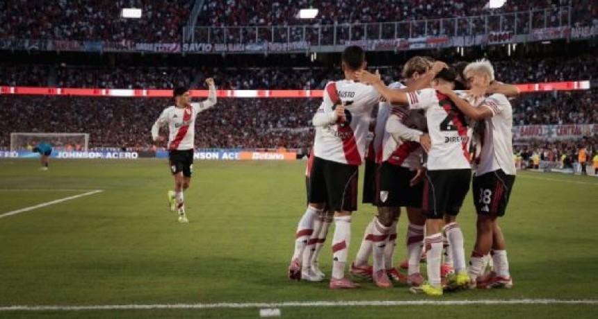 Show en el Monumental: River gole&oacute;, ilusiona y llega afilado al debut internacional