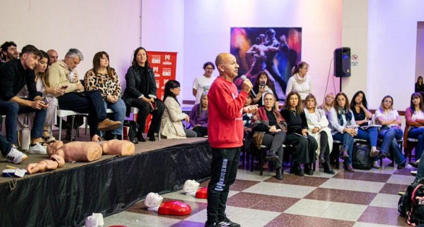 Mor&oacute;n reuni&oacute; a escuelas y lanz&oacute; una jornada clave con capacitaci&oacute;n en RCP y pol&iacute;ticas educativas