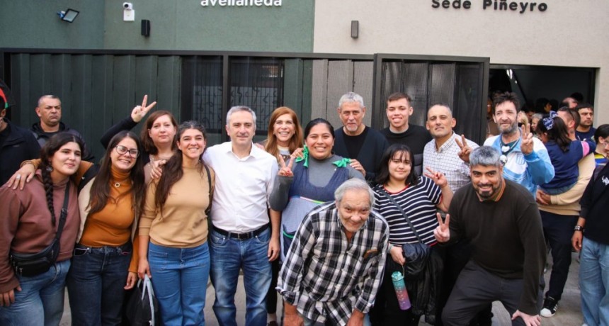Fuerte apuesta social: inauguraron nuevos edificios de Envi&oacute;n y ampliaron miles de becas en Avellaneda