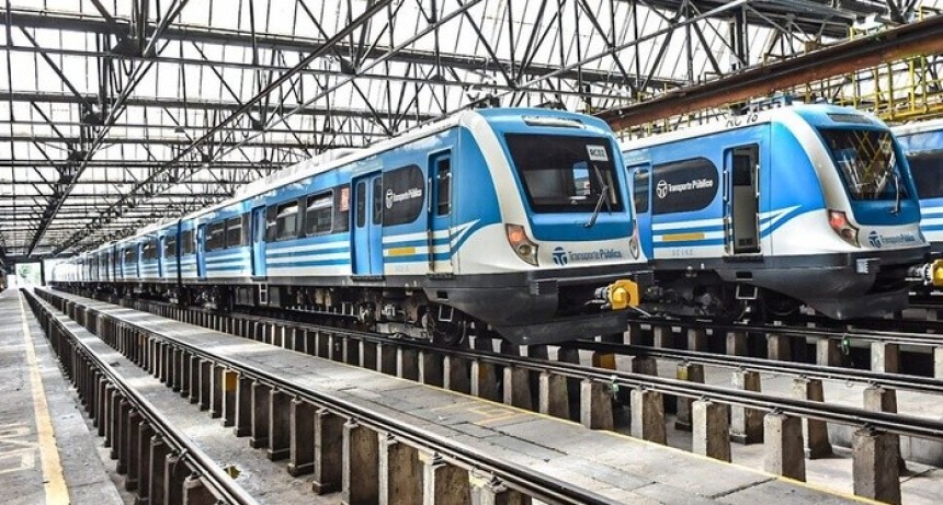 Ajuste sin freno: cerraron ramales, recortaron trenes y millones de usuarios quedaron a la deriva