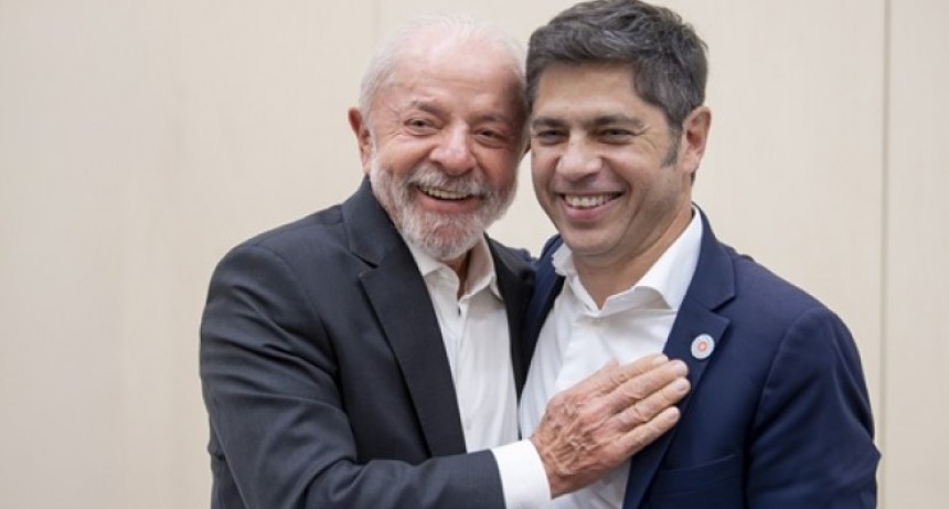 Kicillof lanz&oacute; una dura cr&iacute;tica a Milei en Europa y habl&oacute; de &ldquo;otro camino&rdquo; frente a la crisis