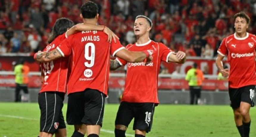 Independiente lo dio vuelta en una noche caliente y dio un paso clave rumbo a los playoffs