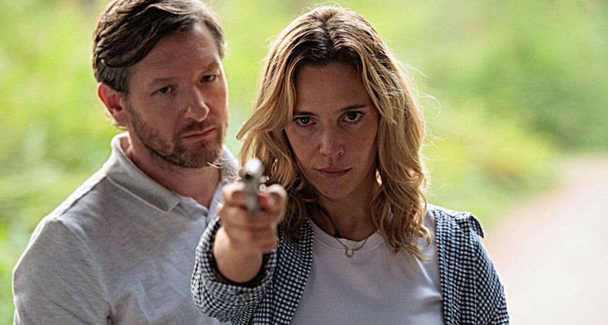 &ldquo;La Caja Azul&rdquo;: el thriller rom&aacute;ntico que esconde un oscuro juego de enga&ntilde;os