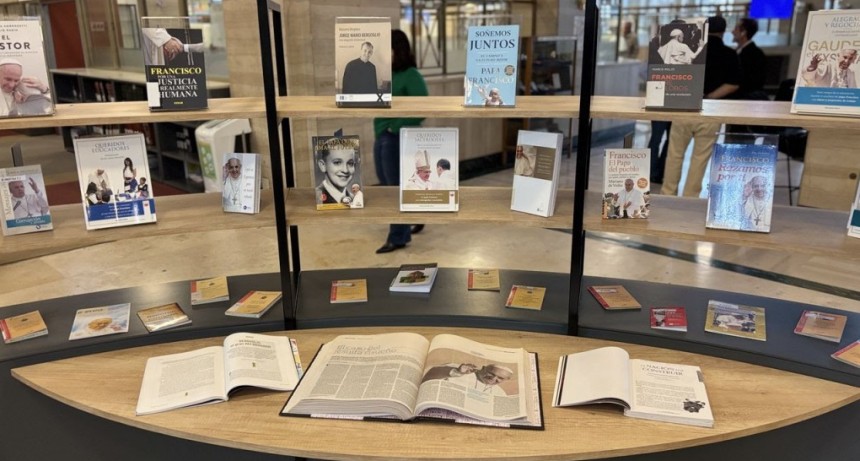 La Biblioteca del Congreso convoca a preservar el legado del Papa Francisco, a un a&ntilde;o de su muerte