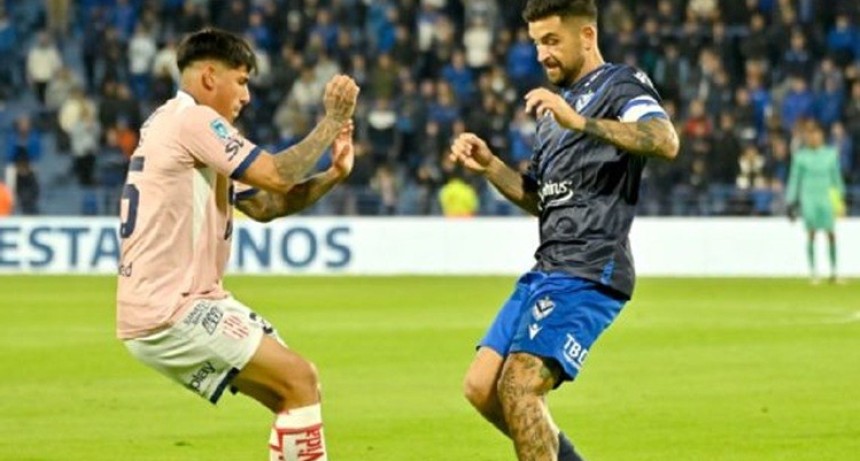 V&eacute;lez dej&oacute; escapar el triunfo ante Uni&oacute;n y perdi&oacute; terreno en la pelea de arriba