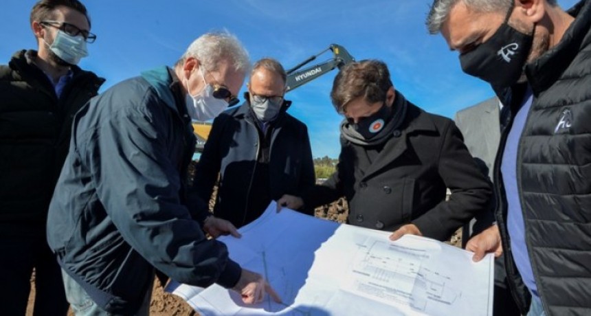 Axel Kicillof recorrió las obras del corredor que conectará Hurlingham y Tres de Febrero