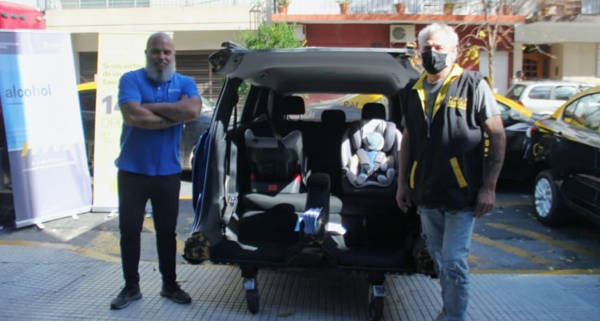 Los taxis de CABA tendrán sillitas infantiles para que niños y niñas viajen seguros