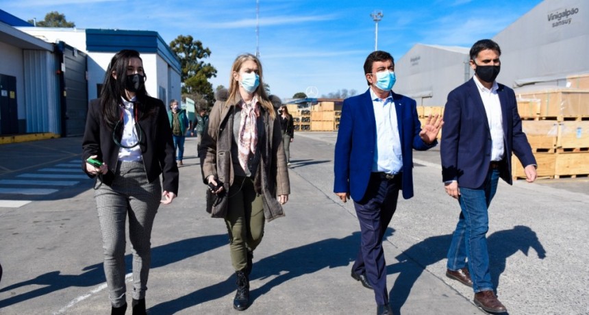 Fernando Espinoza llega a Brasil para iniciar la Misión Comercial con empresarios de La Matanza