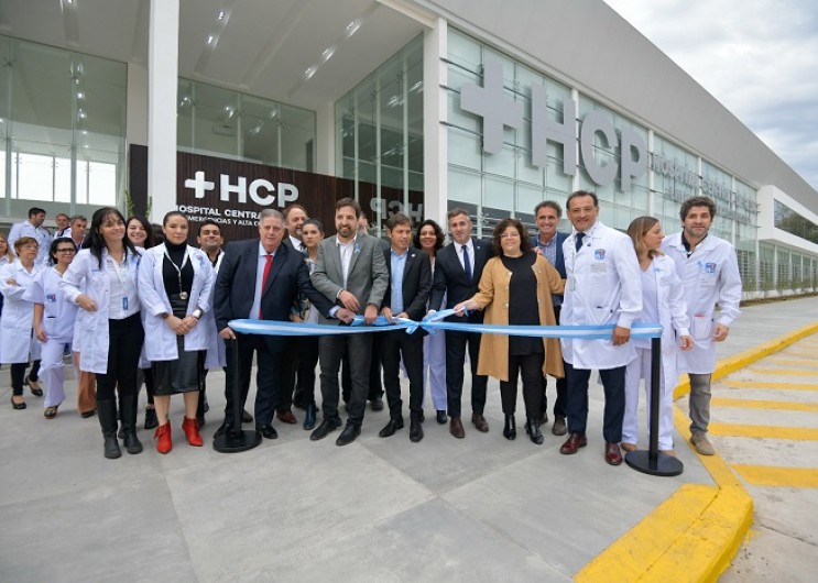 Kicillof, Vizzotti y Achaval inauguraron el Hospital Central de Pilar