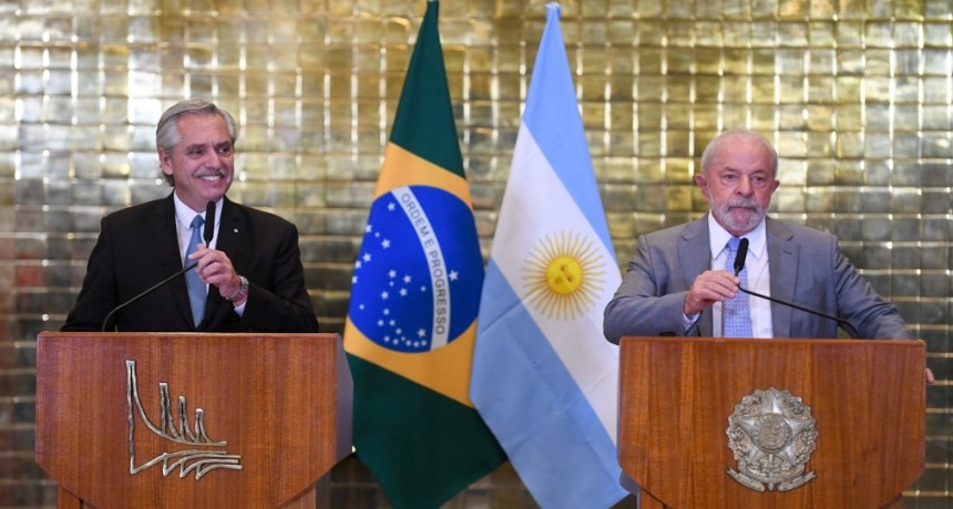 Alberto Fernández: “Celebro el apoyo explícito que el presidente Lula nos ha dado como país y como gobierno”