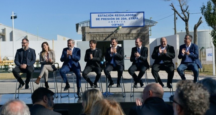 Kicillof y Massa inauguraron el gasoducto que abastecerá a la ciudad de América