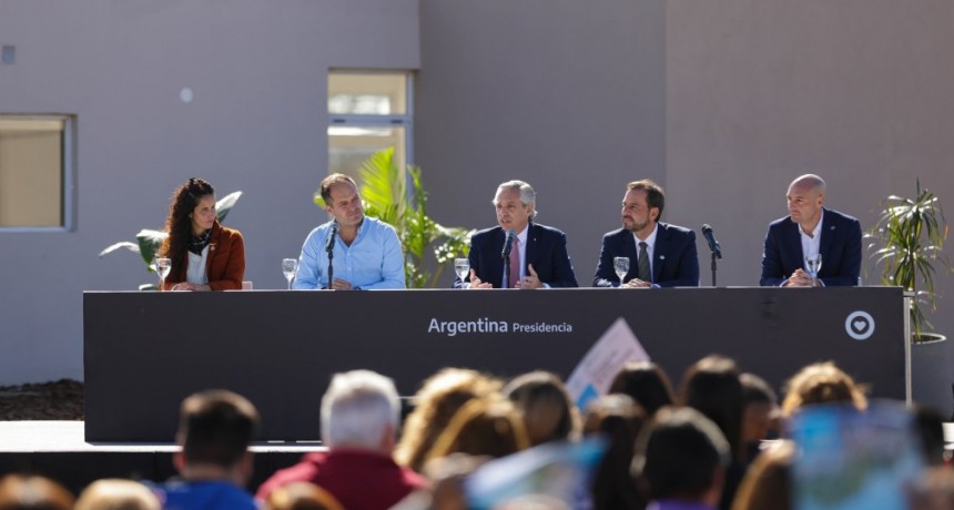 Alberto Fernández: “Para nosotros la prioridad central es que cada familia tenga un techo y una vivienda digna”