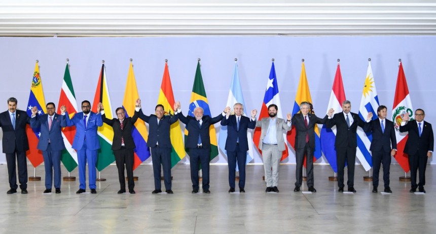 Los presidentes de América del Sur alcanzaron un consenso de cooperación e integración de la región