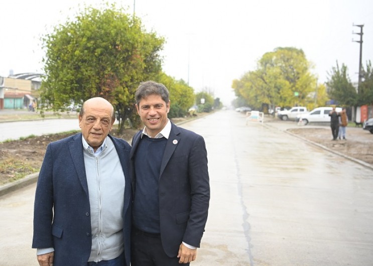 Kicillof y Mussi inauguran obras de pavimentación y servicios en Berazategui