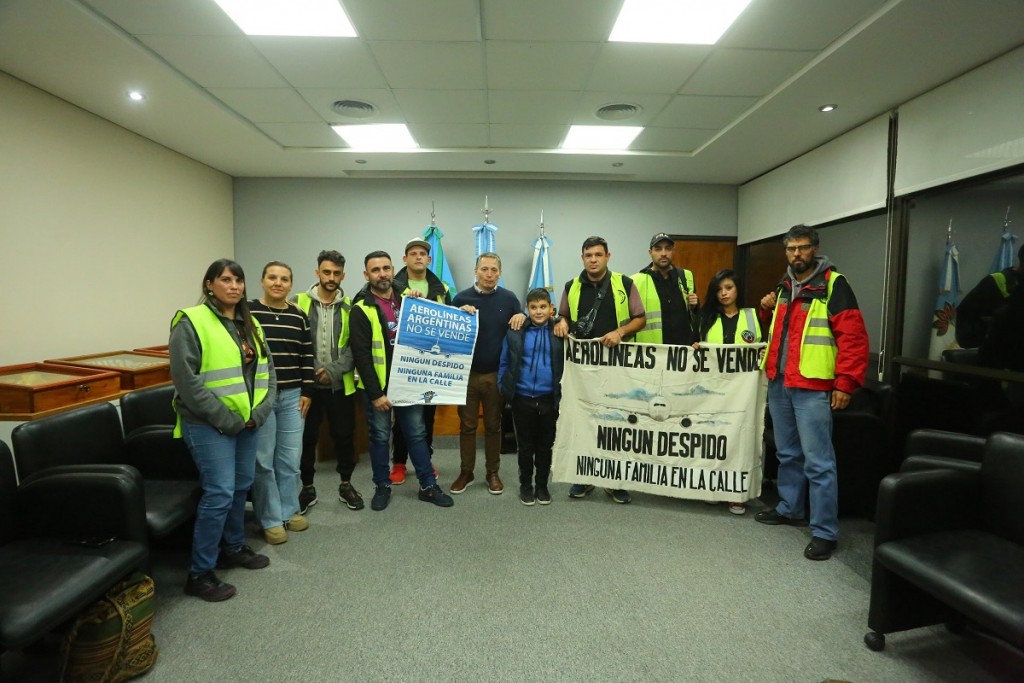 Fernando Gray se Reúne con Trabajadoras y Trabajadores Tercerizados de Aerolíneas Argentinas