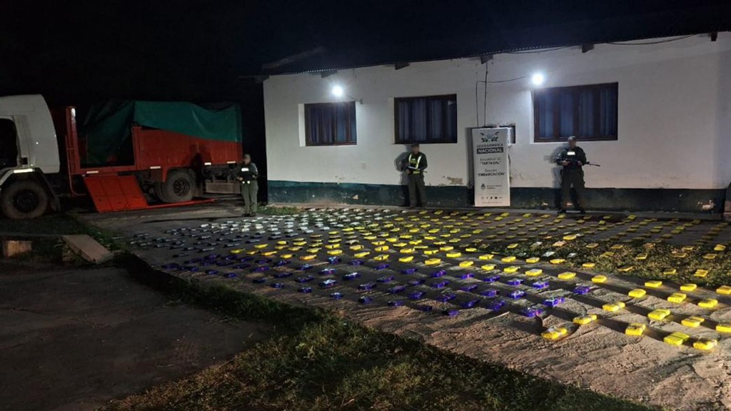 Espectacular golpe al narcotráfico: Gendarmería Nacional secuestró 431 kilos de cocaína en Salta