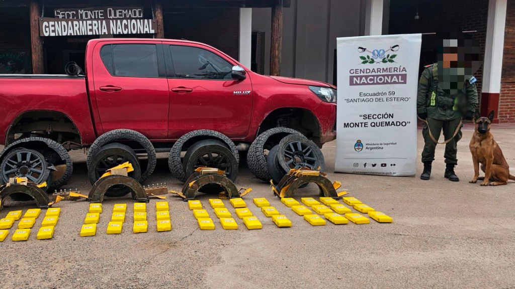 Gendarmería Nacional Argentina secuestró 51 kilos de cocaína en Santiago del Estero y detuvo a dos personas